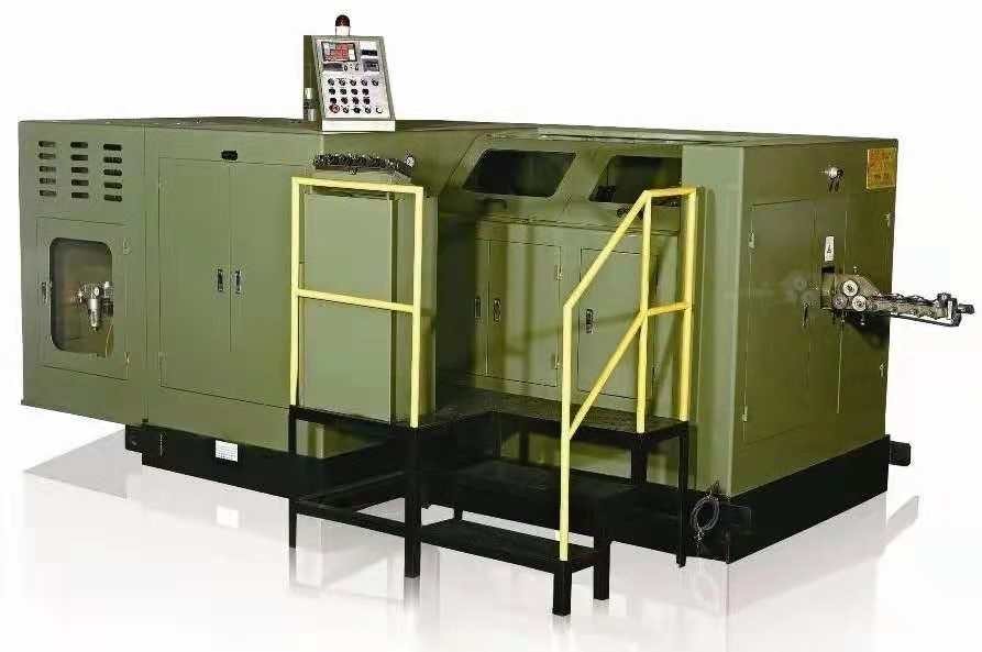 思進(jìn)冷鐓機(jī)SJBF-163三模三沖冷鐓機(jī),多工位高速全自動(dòng)冷鐓機(jī)